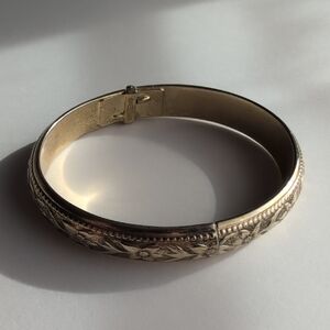 Vintage Whiting and Davis Goldtone Floral Cuff Bracelet